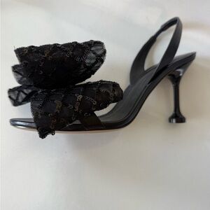 Alexandre Birman Black Heels with mesh/sequin Bow